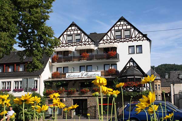 Weinhaus Pension Hirschen